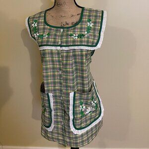 Mexican apron button up Medium. Mandil Mexicano talla Mediana con botones.